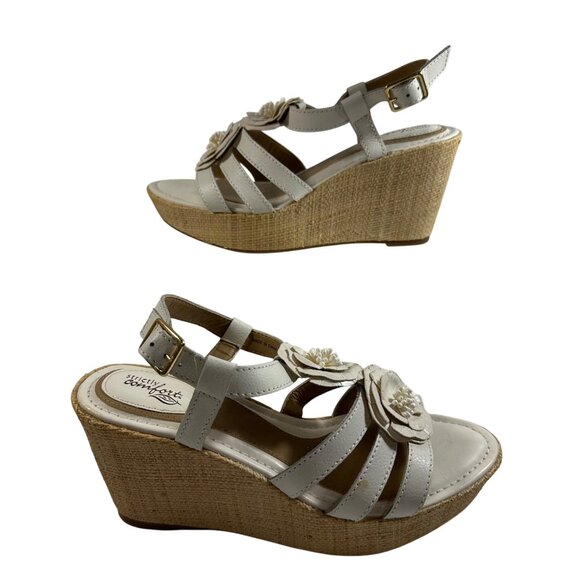 Strictly Comfort Womens 7.5 White Leather Platform Wedge Heels Peep Toe Sandals - Picture 2 of 6